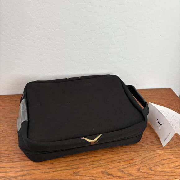 Nike Jordan Shoebox Bag Black Gold 9B0388-K5X - Picture 6 of 6